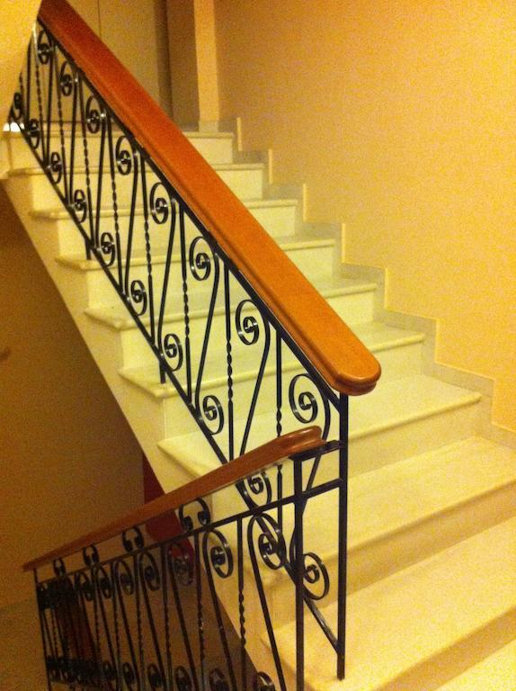 Villa C & C Дельфы Экстерьер фото